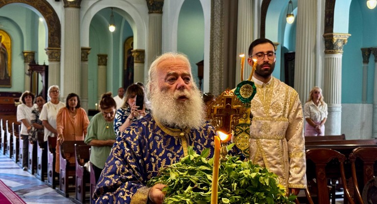 alexa ipsosi 8 Με λαμπρότητα η εορτή της Υψώσεως του Τιμίου Σταυρού στο Κάιρο Ελληνική Κοινότητα Καΐρου