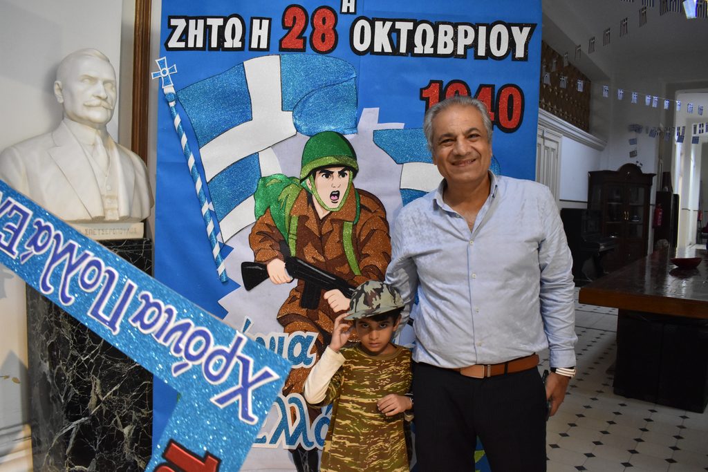 DSC 0006 Την 28η Οκτωβρίου εόρτασαν τα παιδιά της Αχιλλοπουλείου Ελληνική Κοινότητα Καΐρου