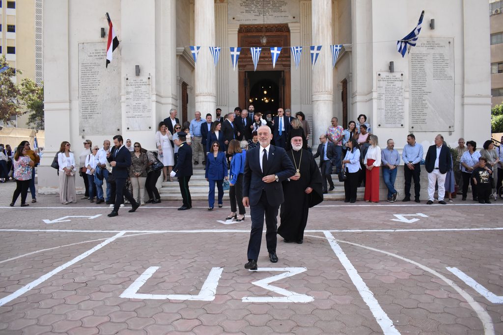 DSC 0146 Εορτασμός της 28ης Οκτωβρίου στον Ι.Ν. Αγ. Κωνσταντίνου και Ελένης Ελληνική Κοινότητα Καΐρου