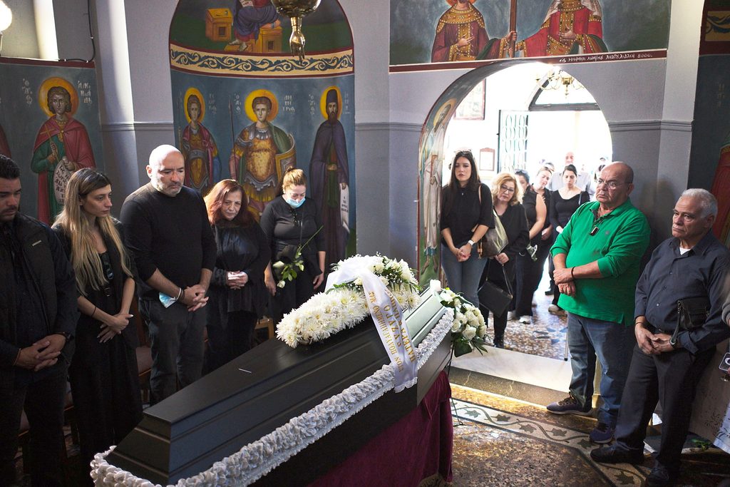 ΠΓ 4 Ετελέσθη η νεκρώσιμος ακολουθία του παπά Γιώργη Ελληνική Κοινότητα Καΐρου